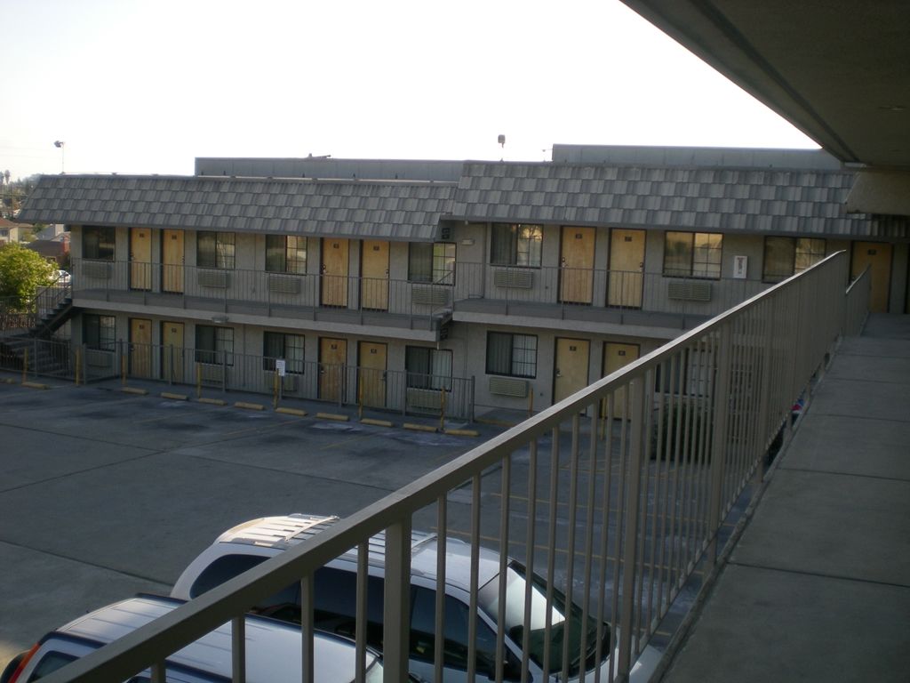 Crown Lodge Motel Oakland Exteriér fotografie